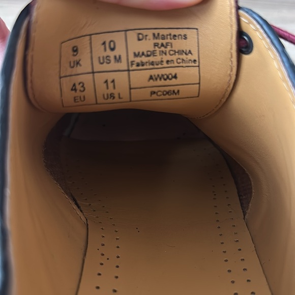 Dr. Martens Oxford Two-Tone Shoes - Picture 11 of 13